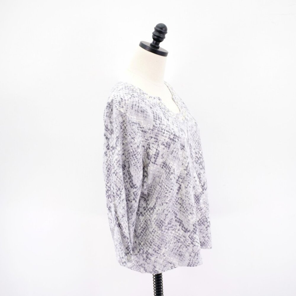 Hearts Of Palm Gray Rhinestone Snakeskin Open Slit Round Neck Blouse Top XL Cott - Picture 6 of 9